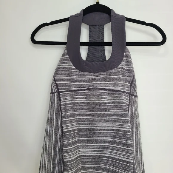 Lululemon Athletic Tank Top Built-In Support Gray Scoop Size Small - Picture 2 of 7